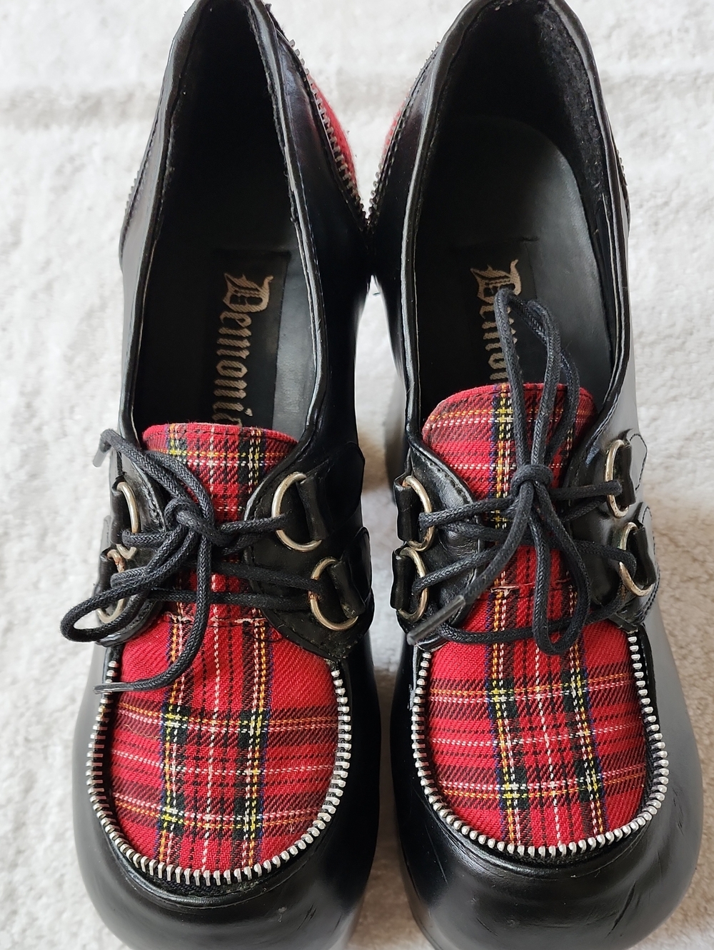 Demonia Women's Charade Black With Red Plaid Platform Shoes Size 9 Preowned - Picture 2 of 10